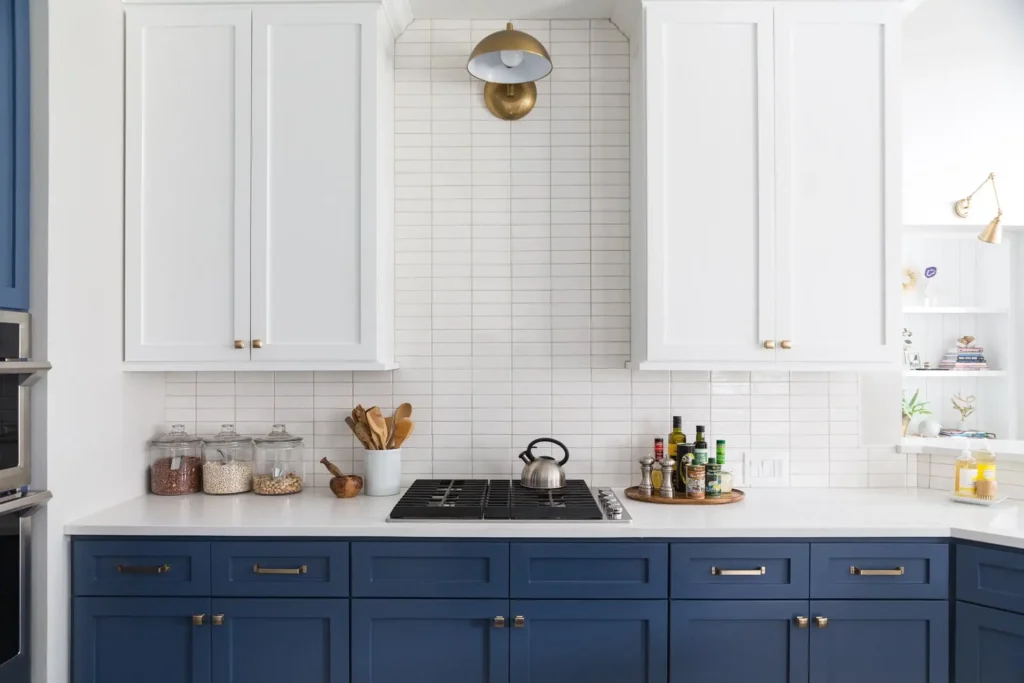 A beautiful Kitchen With Classic Navy Plus White Cabinets 