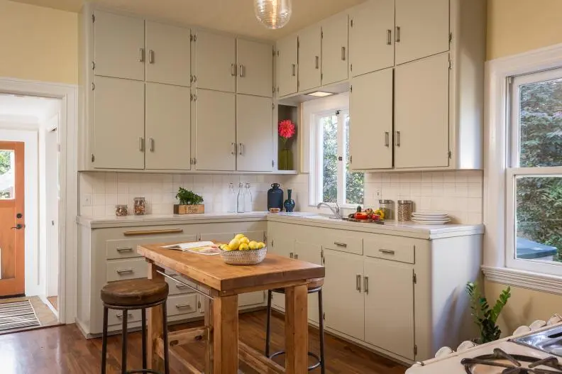 A beautiful kitchen with Basic Wood Island 