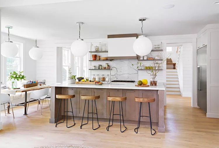 a modern kitchen with Marble Block Backsplash