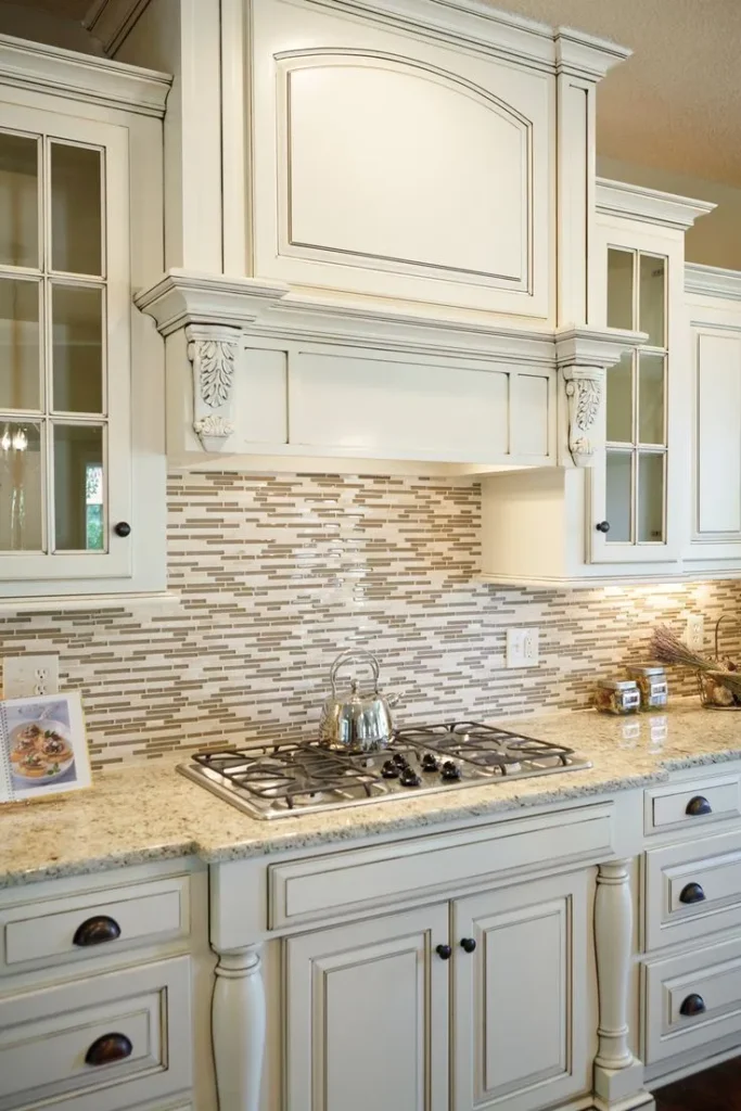 Off- White and Brown Backsplash 